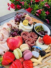 How To Make Salami Roses How To Make Salami Food Platters Charcuterie And Cheese Board