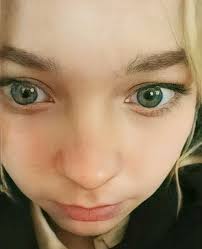 Emma close face 2✨🥺 @ememyers