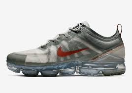 Nike Vapormax 2019 Light Olive Ar6631 300 Release Info Sneakernews Com Nike Air Vapormax Nike Nike Air