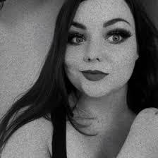 Julia Snodgrass's Instagram, Twitter & Facebook