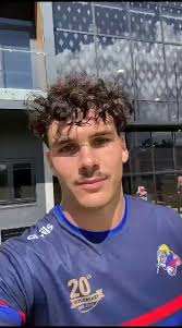 @AgeNewton's video Tweet