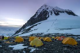 珠穆朗玛峰, пиньинь zhūmùlǎngmǎ fēng, палл. Climate Scientists Turn Mount Everest Into A Lab Bloomberg