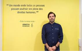 Foi homenageada no brasil com a medalha chico mendes de resistência dada pelo grupo tortura nunca mais, por sua defesa dos direitos humanos. Direitos Humanos Portugal Ainda Tem Grandes Desafios Na Habitacao E Discriminacao O Jornal Economico