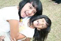 Bunda Tita, Sena & Hana: Juli 2008