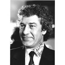 HUNT Gareth Gambit The New Avengers Signed Photo 678 UACC COA