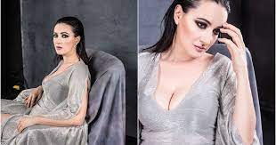 Вантажівка, яка їхала попереду, різко. Fatalna Solomiya Vitvicka U Sukni Zi Spokuslivim Dekolte Pokazala Svoye Vigorannya Glamur Tsn Ua