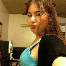 Daisy Gallardo's Instagram, Twitter & Facebook