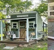 Chicken Coops With Country Style