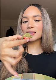 Delicious Pistachio Crunch Jar Recipe