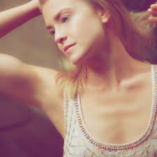 PORTRAITS & HEADSHOTS |