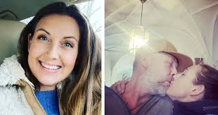 Journalisten sanna lundell är den tionde och näst sista deltagaren i årets upplaga av let's dance! Sanna Lundell Instagram