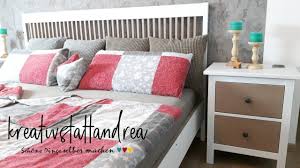Die farbe ihres alten bettes gefällt ihnen nicht mehr oder sie blättert ab oder ist lackieren sie ihr bett in einem staubarmen raum, damit keine schmutzpartikel in den lack. Diy Mobel Streichen Landhausstil Bett Nachtkastchen Youtube
