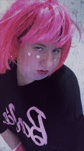 Deanna Boomer's Instagram, Twitter & Facebook