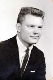 Robert Edward Henrich Obituary