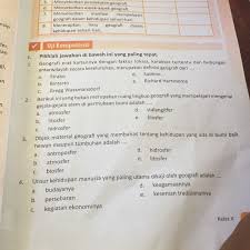 Objek material geograﬁ adalah geosfer yang terdiri atas litosfer (lapisan kulit bumi), atmosfer (lapisan udara), hidrosfer (lapisan air), biosfer (lapisan hewan dan tumbuhan), dan antroposfer (lapisan manusia). Objek Material Geografi Yang Membahas Tentang Kehidupan Yang Ada Di Bumi Baik Hewan Maupun Tumbuhan Brainly Co Id