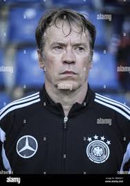 German goalkeeping coach hi-res stock photography and images