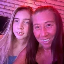 Hi does anyone have a MK2 steering column in black please like this 👍  right hand drive👍