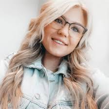 Becky Naugle's Instagram, Twitter & Facebook