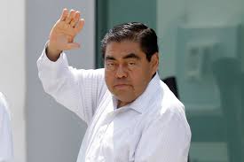 Investiga gobierno de puebla a delincuentes detrás de organizaciones de informales. Quien Es Luis Miguel Barbosa Huerta Candidato A Gobernador En Puebla 24 Horas