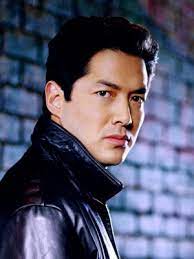 Russell wong is an american actor of film and television. Russell Wong çŽ‹ç››å¾· Mydramalist