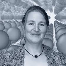 Sandra Korte's Instagram, Twitter & Facebook