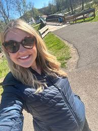 Enjoying the sunshine in the Cuyahoga Valley National Park! We are SO lucky  to have this gem in our backyard ☀️🕶️🌲🏞️