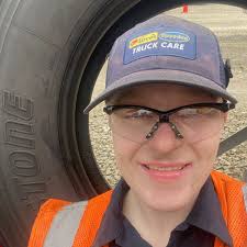 Spring 2024 Scholarship Recipients — Women in Trucking Foundation