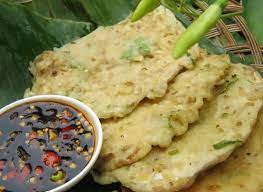 Itulah ulasan dari beberapa jenis bungkusan daun pisang yang digunakan untuk membungkus makanan atau jajanan tradisional. 20 Makanan Khas Daerah Jawa Tengah Asli