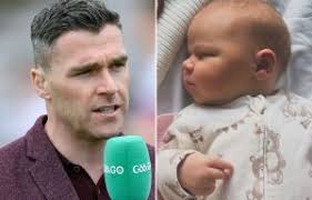 Anthony Joshua finally loses unbeaten record... as he races against Olympic  legend Michael Phelps