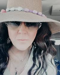 Deborah Roeder (@deborahroeder) • Instagram photos and videos