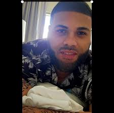 Which side wins the trade in dynasty? Team A Tucker Kraft Devonta Smith  Tyreek Hill Team B Deebo Samuel Tyler Warren