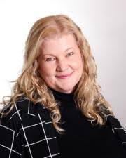 Amy Beecher's Instagram, Twitter & Facebook