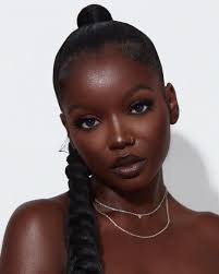 How pretty is toni though 🥰 8:34 90% tlaltes20 6h + Golden Goldenskinretr  skin etro Pamela who marlelle225 Jawl D or marlele225JawIsonthefloor.