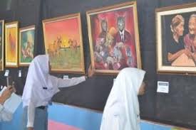 Apresiasi seni rupa memiliki tiga tingkatan urutan. Ujian Sekolah Berstandar Nasional Tahun Pelajaran 2017 2018 Seni Budaya Seni Rupa Sma Ma Pdf Free Download