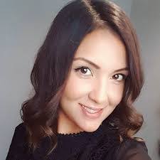 Janette Renteria's Instagram, Twitter & Facebook