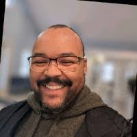 Ray Farris's Instagram, Twitter & Facebook