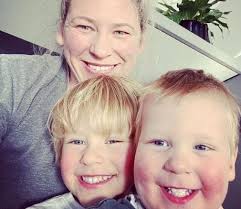 Lauren jackson is a former australian professional basketball player who has compiled an array of impressive contributions to the. Paul Byrne Wiki Lauren Jackson S Husband Age Kids Family Biography More