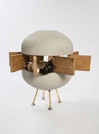 Caturday Felids Cat Dwellings The World S Most Beautiful Cat And A Cat With A Very Deep Meow Shelter Design Architect Design Architecture Design