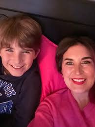 Offers clothes, shoes and everything that fits in a bag for only $20