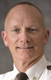 Signs of law enforcement support pop up across SE MN