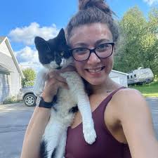 Meet the E-Board! 🐾🤩 Meet Emily Fortier (she/her) Hello everyone! My name  is Emily Fortier (she/her) and I will be your PVMA president this year. I'm  a senior majoring in Animal Science