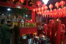 5,642 likes · 18 talking about this. Tahun Baru Imlek Vihara Dharma Bhakti Ramai Pengunjung Hingga Selasa 5 2 Dini Hari