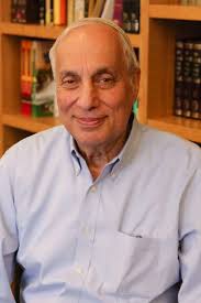 At Rikers Island, Jewish volunteers find a 'powerful connection' with  inmates by leading prayer services