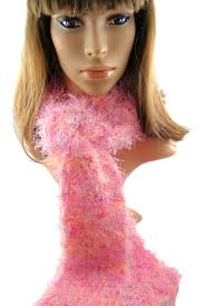 If only I knew how to tie a scarf