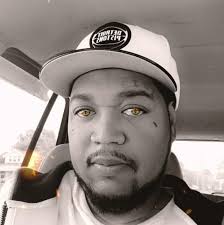 She's not running from the killer… she is the plot twist 😏🎬  #happyHalloween #2025