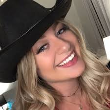 Hannah Peyton (@hannah_peyton22)