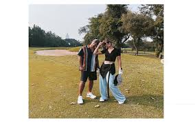 Nia ramadhani galau diserbu kritikan, ardi bakrie hibur dengan kalimat puitis. Mqdruhtp I8x M