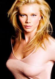 Michael and Nikita return to Section One...