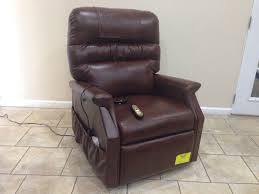 Golden Monarch Pr 355 3 Position Lift Chair Chestnut Vinyl Http Www Openboxmedical Com Shop Lift Chairs Golden Monarch Pr Lift Chairs Chair Recliner Chair