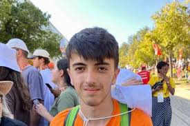 Em Portugal, o papa Francisco ouve súplicas de uma geração em perigo